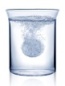 Brausetablette in Wasserglas Brausetablette in Wasserglas